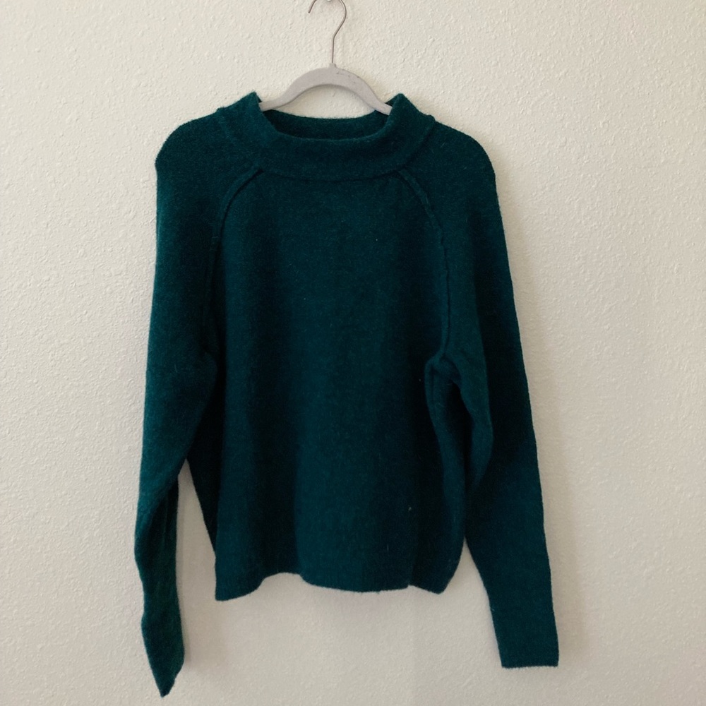 Free people sweater